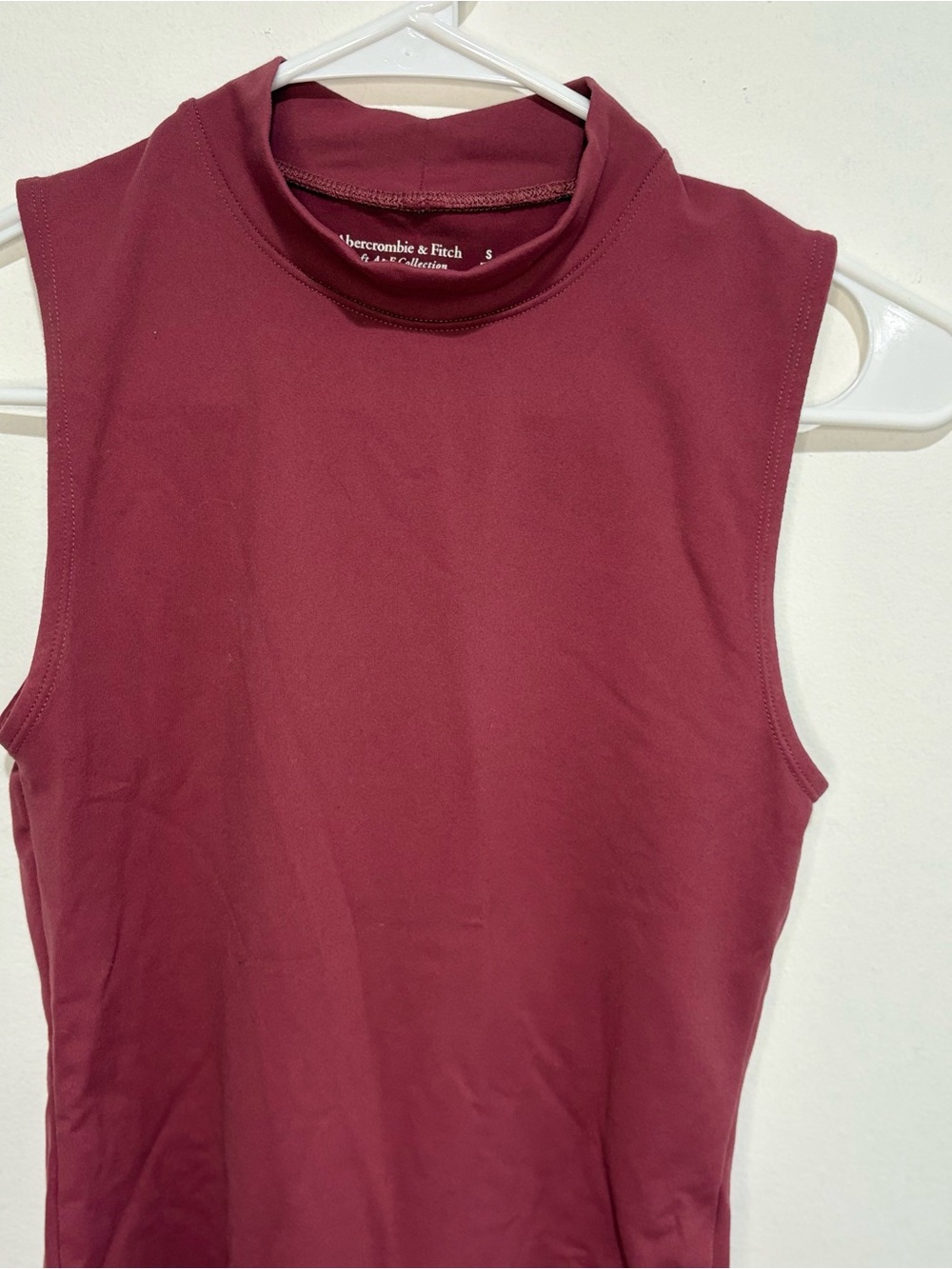 Abercrombie & Fitch Mock Neck Red Wine Bodysuit - Picture 5 of 8